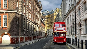 İngiltere'de konut fiyatları yerinde sayıyor